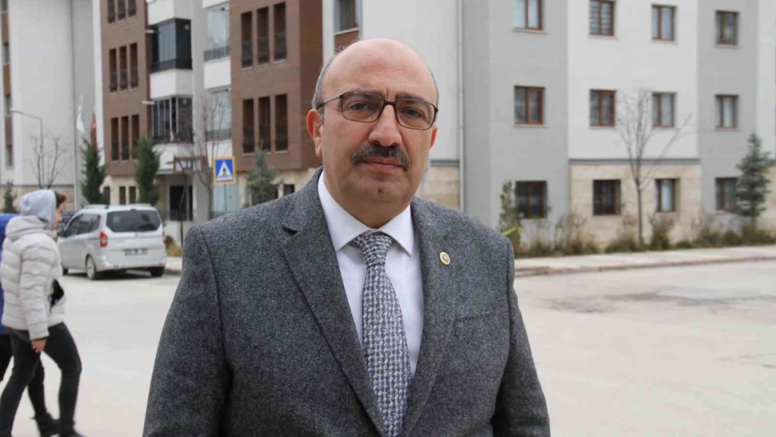 AK Parti Elazığ eski milletvekili Açıkkapı: ''Dünyanın hiçbir ülkesinde karşılaşılamayacak büyüklükte bir toplu konut yapımına geçildi'