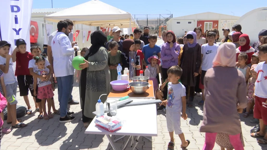 Aşağı Demirtaş konteyner kent'te 'bilimin yüzyılı bilim şenliği' düzenlendi