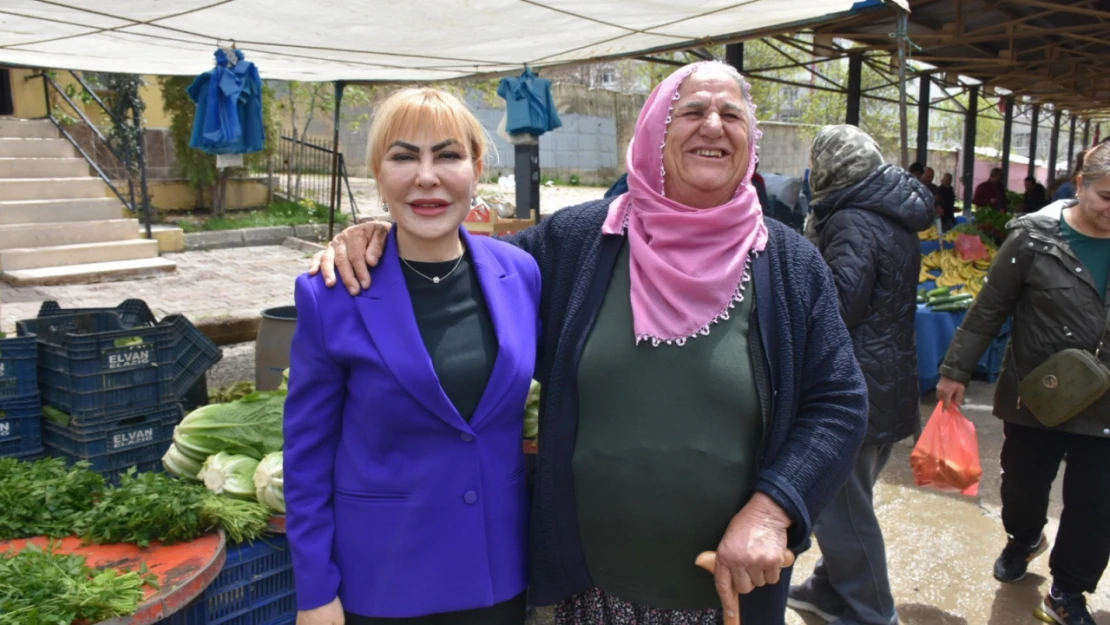 Bağımsız Aday Prof. Dr. Açık, esnaf ve vatandaşlarla bir araya geldi