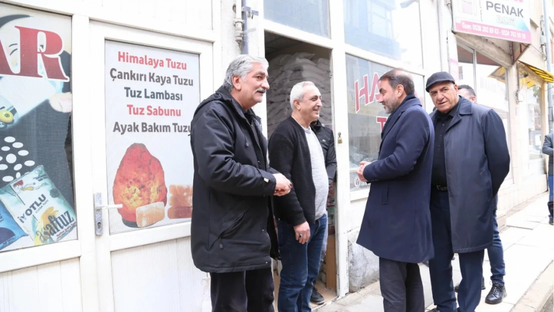 Başkan Adayı Duran, Çarşı mahallesi esnafı ile bir araya geldi