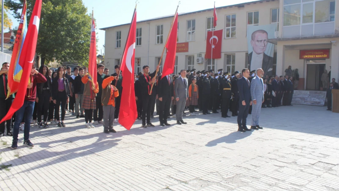 Çemişgezek'te 29 Ekim Cumhuriyet bayramı kutlaması