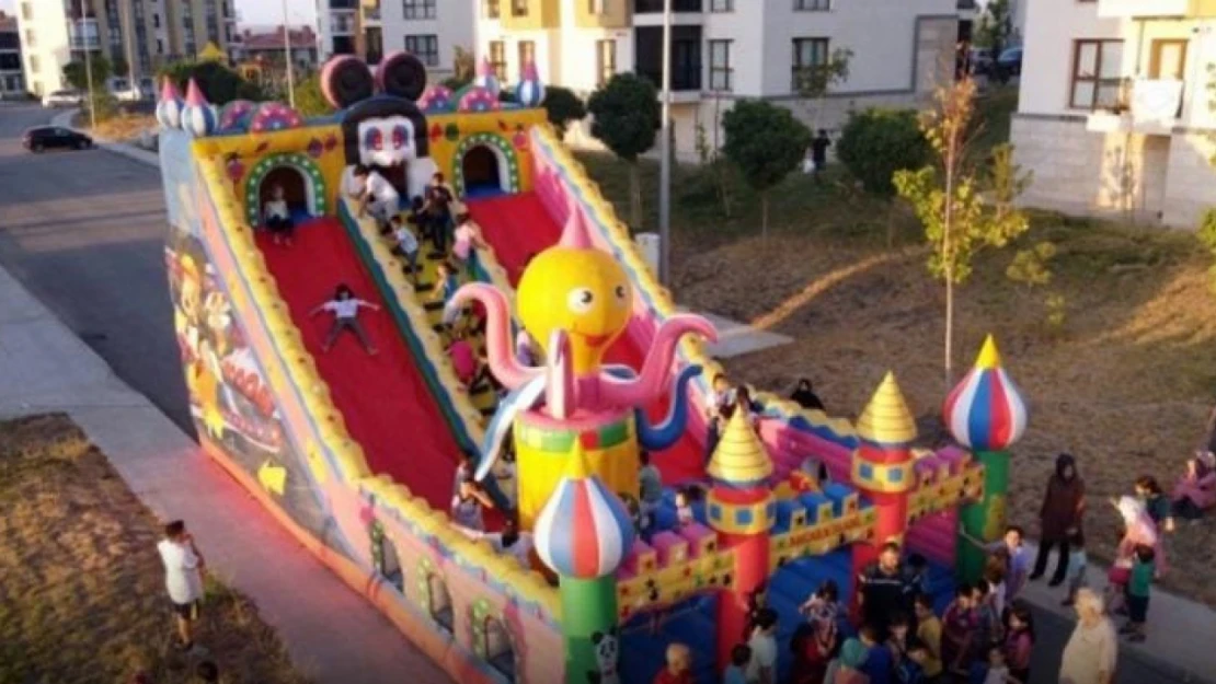 Çocuklar, yaz tatilinde Elazığ belediyesi etkinlikleri ile eğlenceyi yaşadı