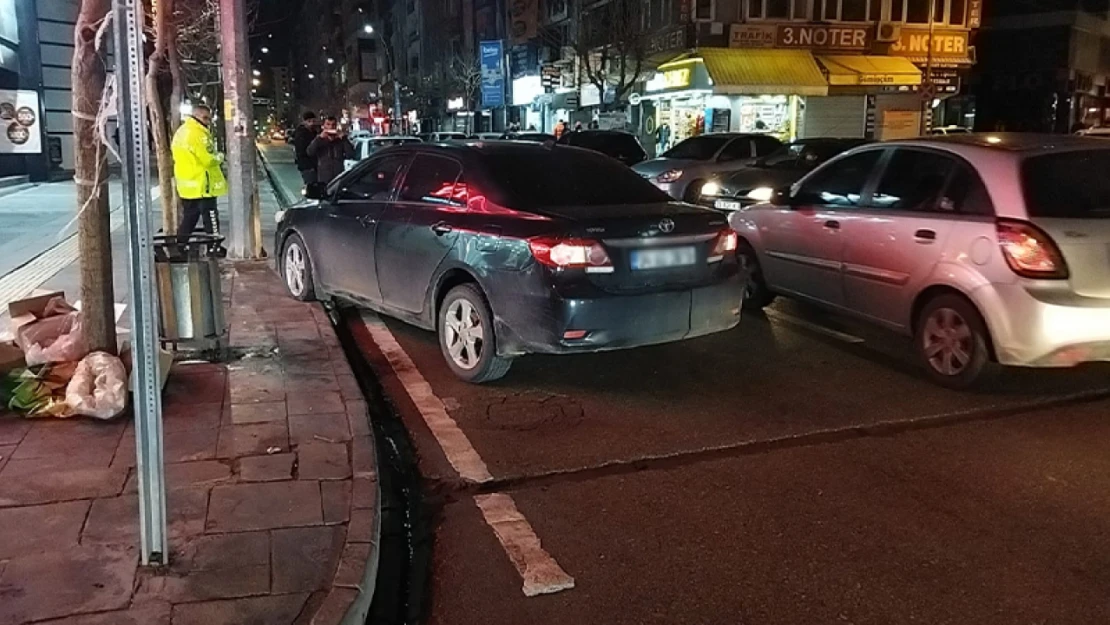 Elazığ'da gazi caddesi'nde trafik kazası