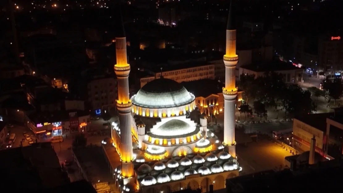 Elazığ'da hatimle teravih namazı kıldıracak camiler belli oldu