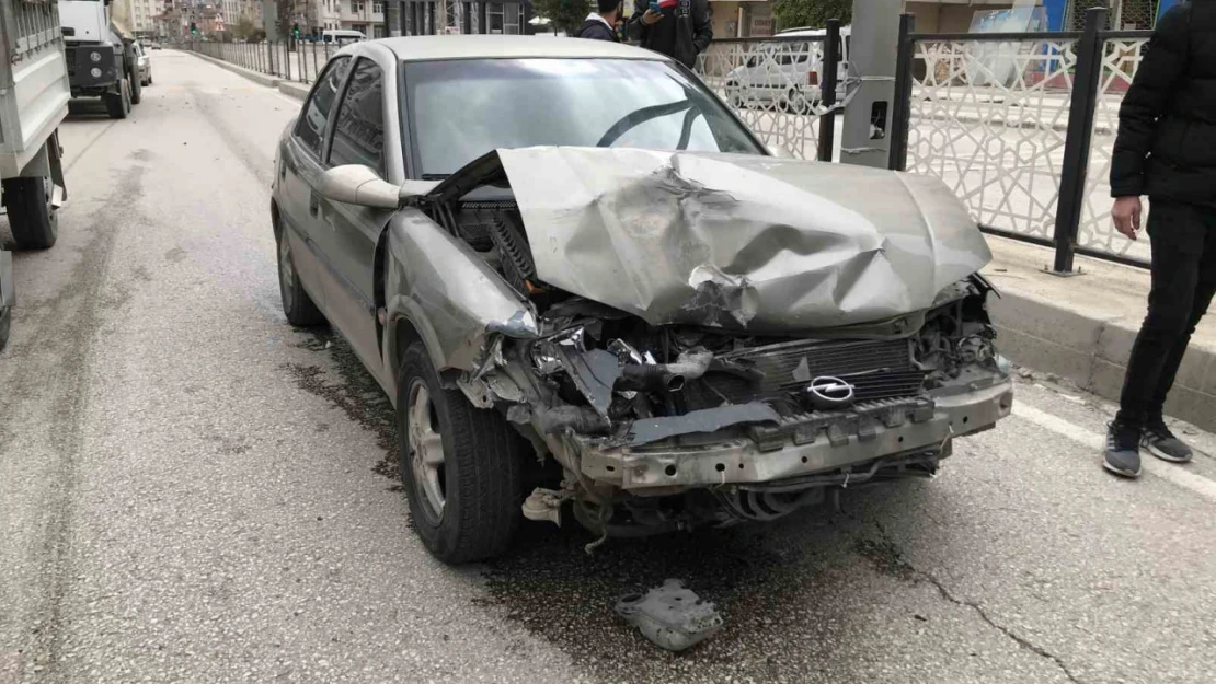 Elazığ'da trafik kazası: 1 yaralı