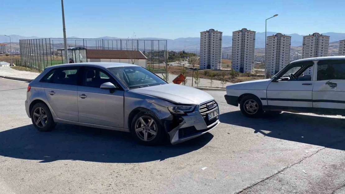 Elazığ'da trafik kazası: 1 yaralı