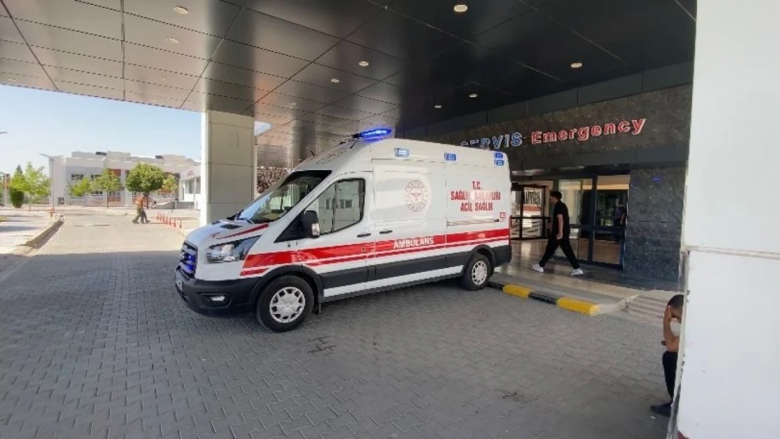 Elazığ'da trafik kazası: 2'i ağır 4 yaralı