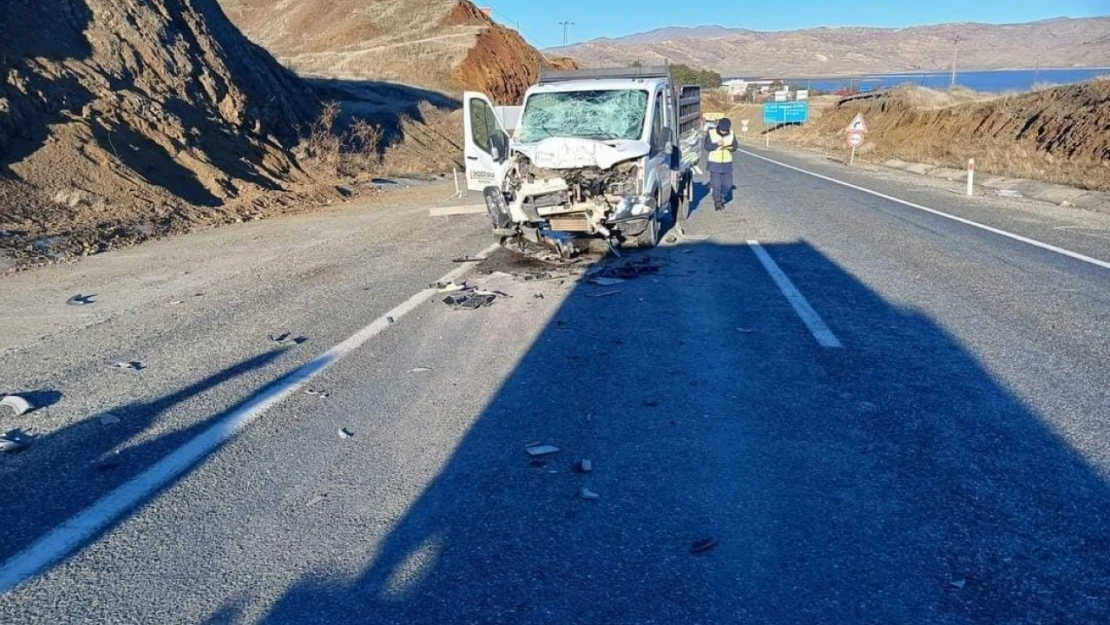 Elazığ'da trafik kazası: 3 yaralı