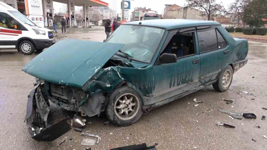 Elazığ'da trafik kazası: 3 yaralı