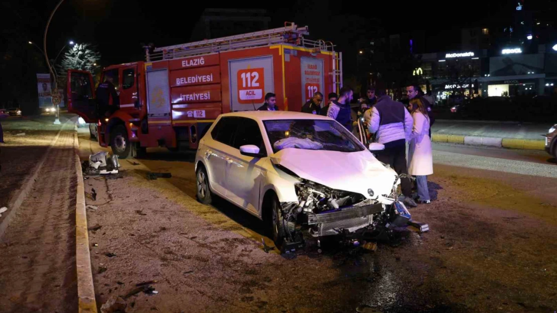 Elazığ'da trafik kazası: 5 yaralı