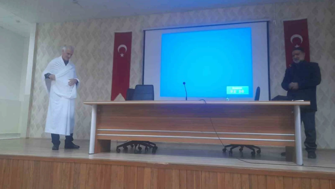 Elazığ'da umre semineri düzenlendi