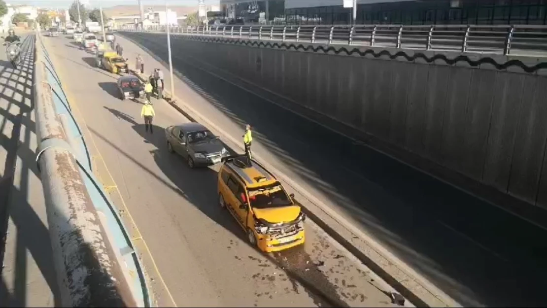 Elazığ'da zincirleme trafik kazası