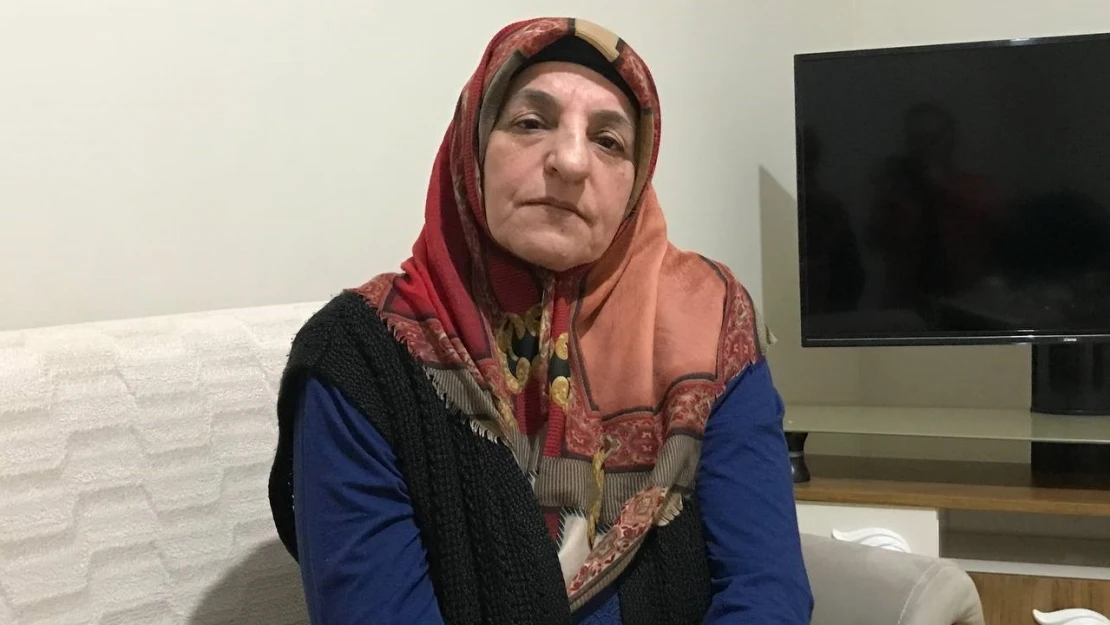 Elazığ depreminde kızını kaybeden ve enkaz altından çıkartılan Hamide Bugdalı: 'Enkaz altından çıkarılanları görüyorum sanki kızım'