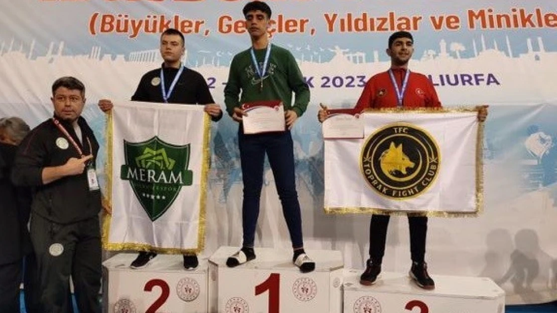 Elazığlı sporculardan 2 altın, 1 bronz madalya