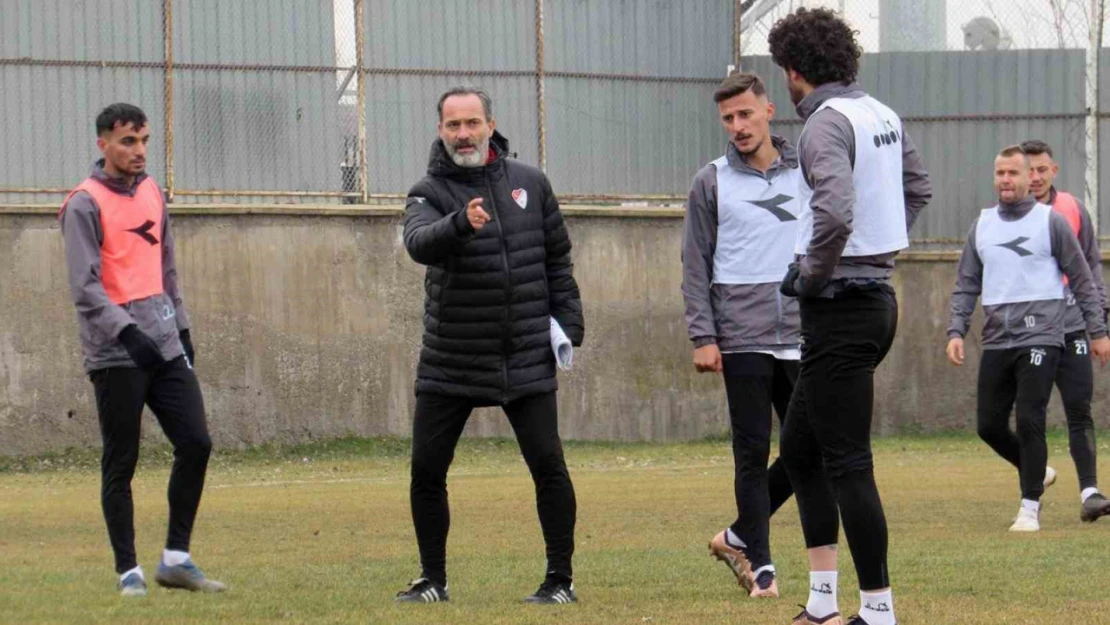 Elazığspor, Cüneyt Biçer'le 9 haftada 1 galibiyet aldı