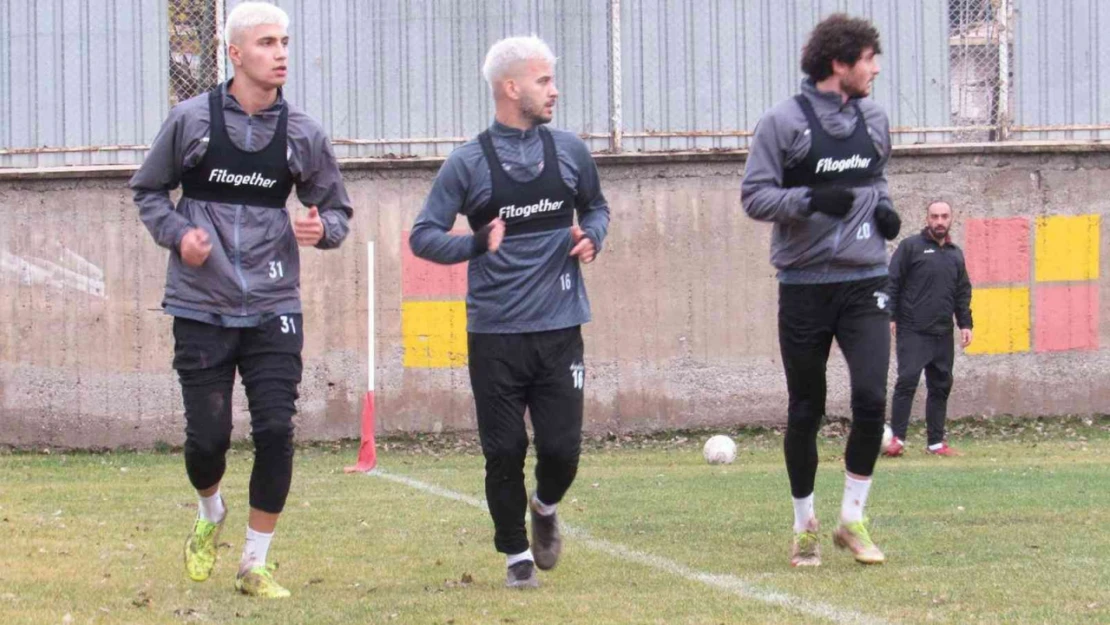 ES Elazığspor'da iki ayrılık daha