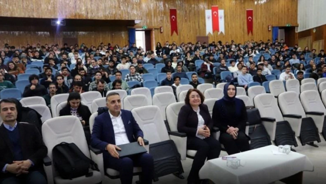 Fırat Üniversitesi'nde akademi bilgilendirme toplantısı gerçekleştirildi