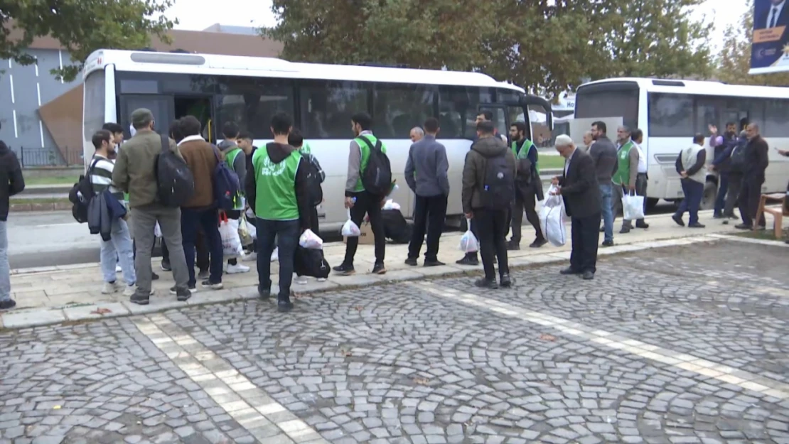 İHH Elazığ Şubesi İncirlik üssüne yola çıktı