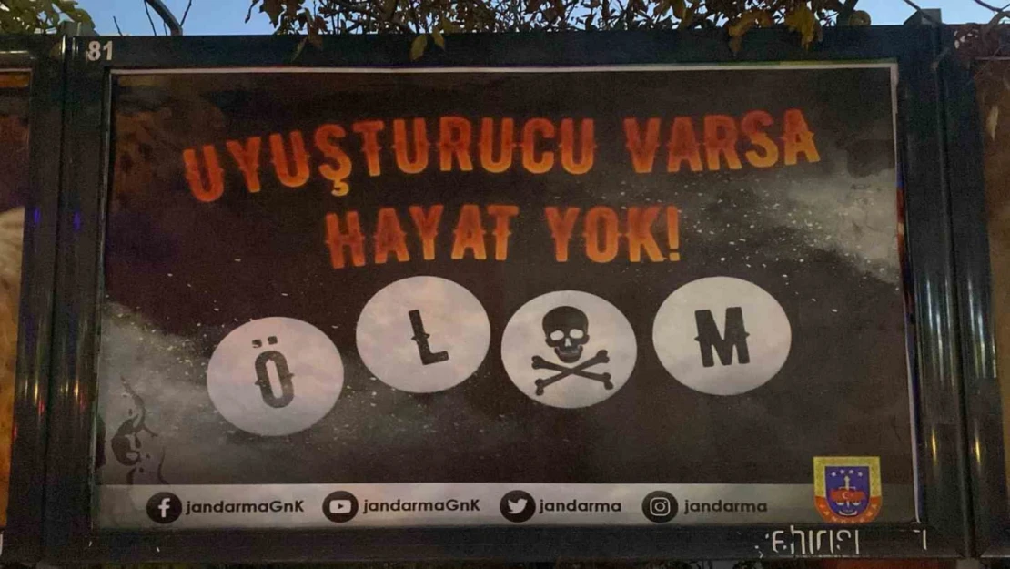 Jandarma, uyuşturucuya karşı vatandaşları bilgilendirdi