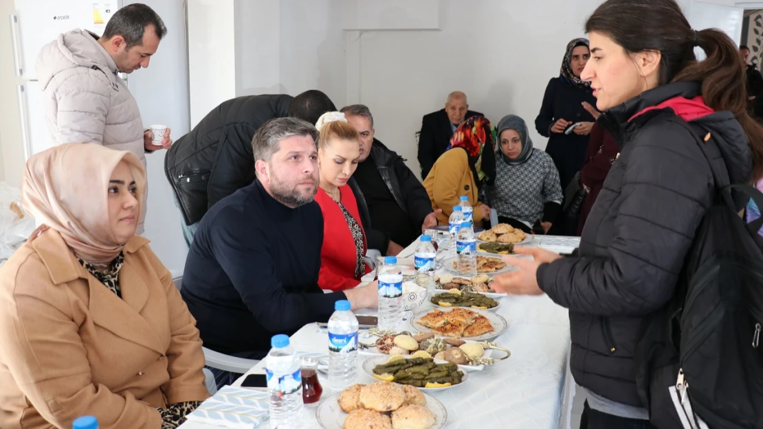 Milletvekili Nazırlı Abdullahpaşa'da vatandaşlarla buluştu