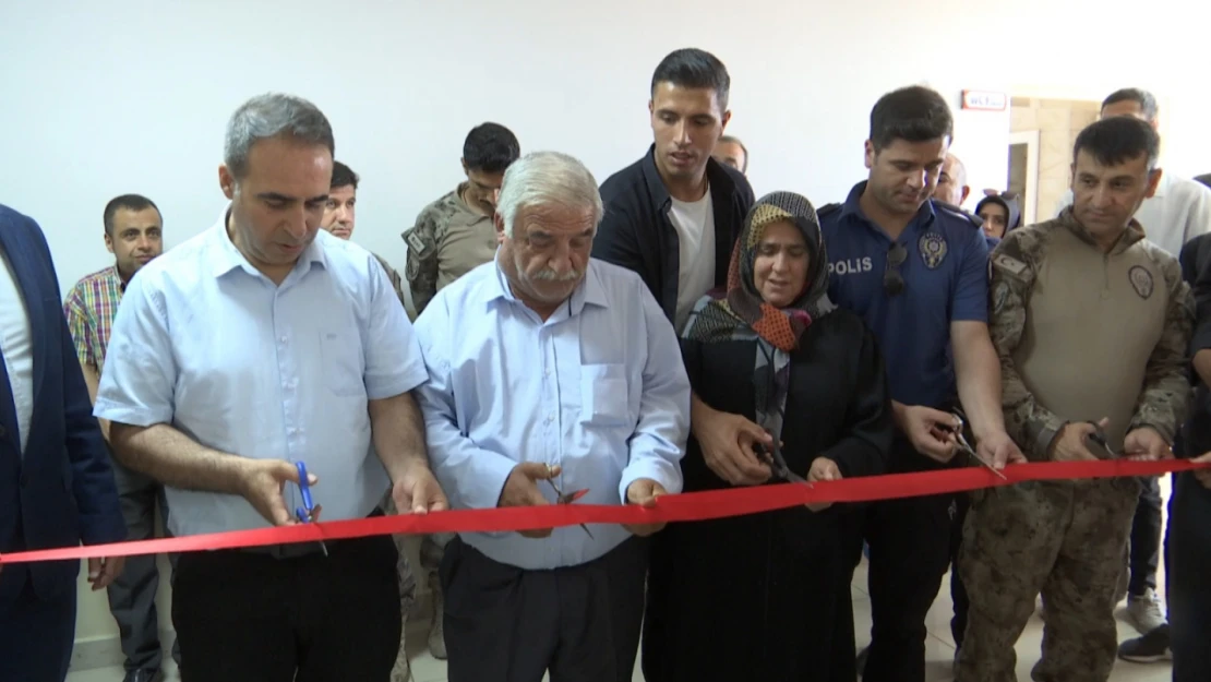 Şehit Polis memuru Akın Yeğin'in anısına kütüphane açıldı