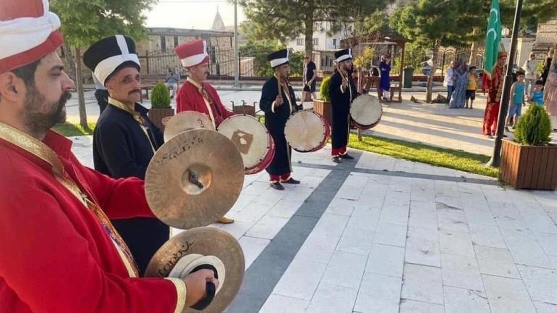 Tarihi mahalle Harput'ta mehter etkinliği