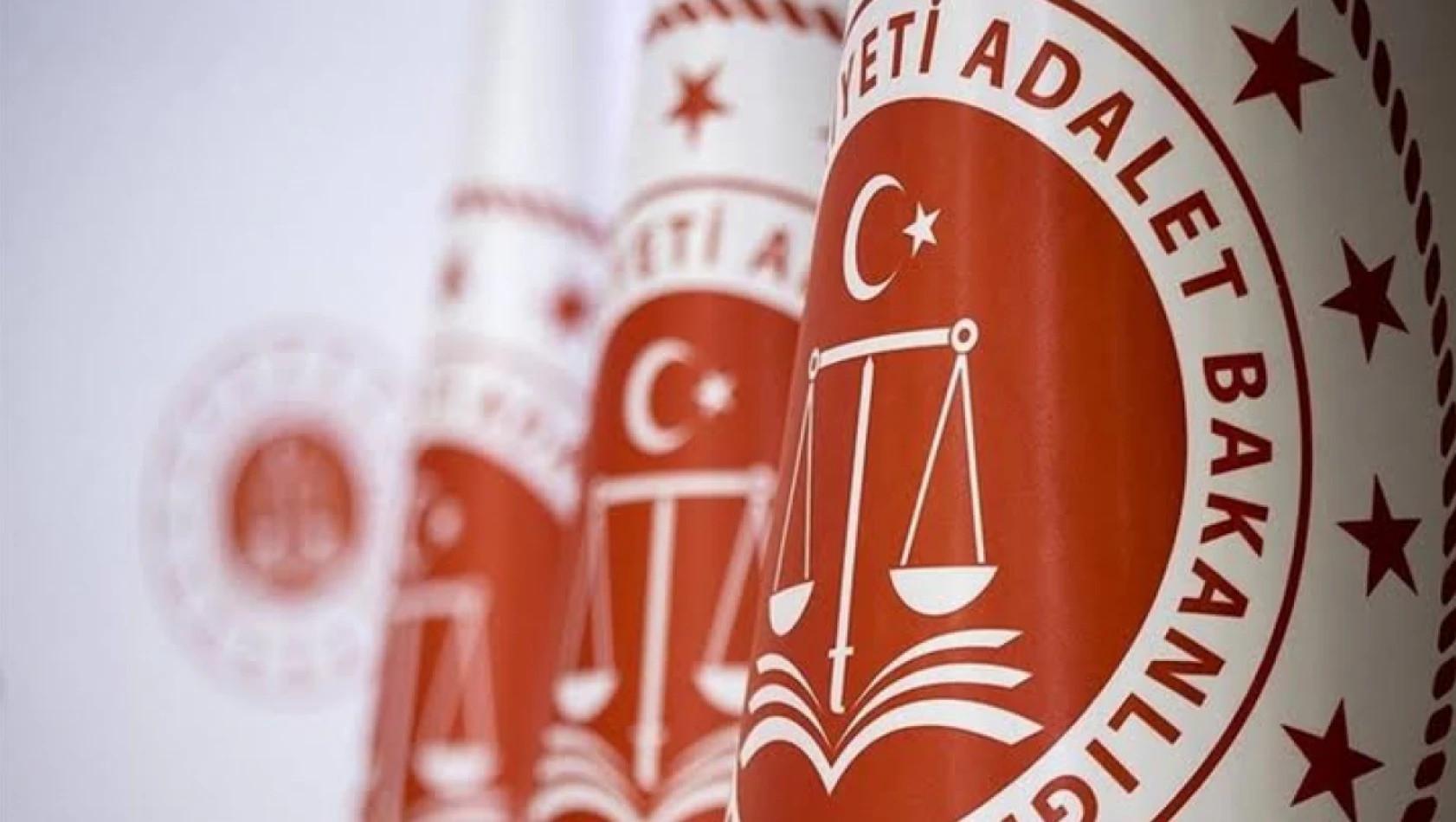 Adalet Bakanlığı'na 18 bin 305 yeni personel alınacak