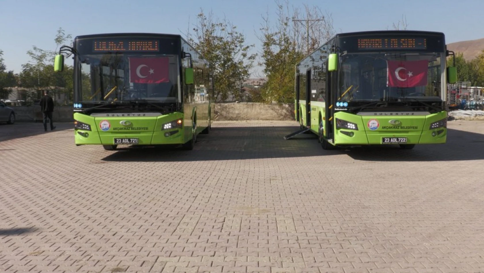 Akçakiraz'da lise öğrencilerine halk otobüsleri ücretsiz oldu
