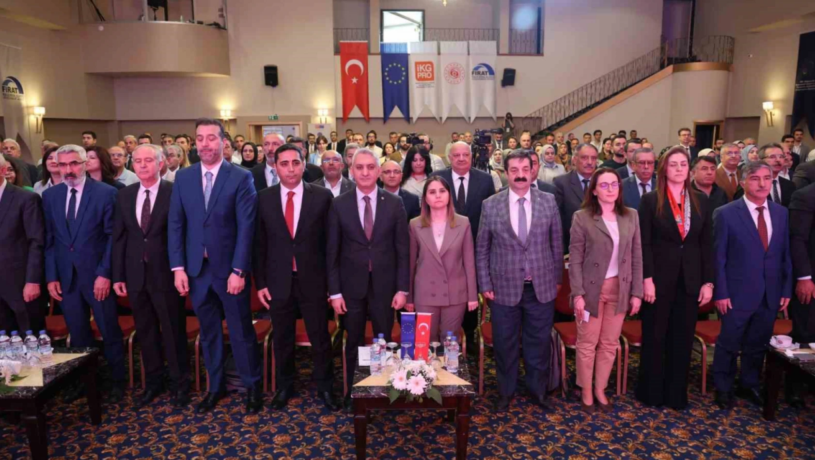 Elazığ'da 'Kadın ve genç istihdamın desteklenmesi' konferansının kapanışı gerçekleşti