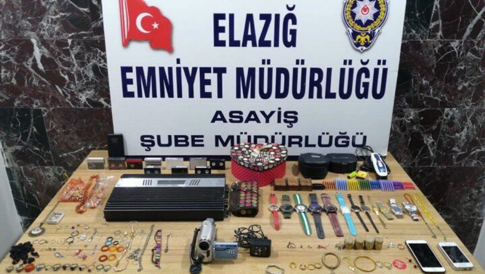 Elazığ'da asayiş uygulaması: 3 tutuklama