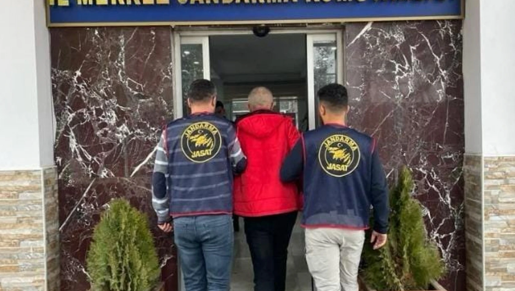 Elazığ'da jandarma son bir yılda 426 şüpheliyi yakaladı