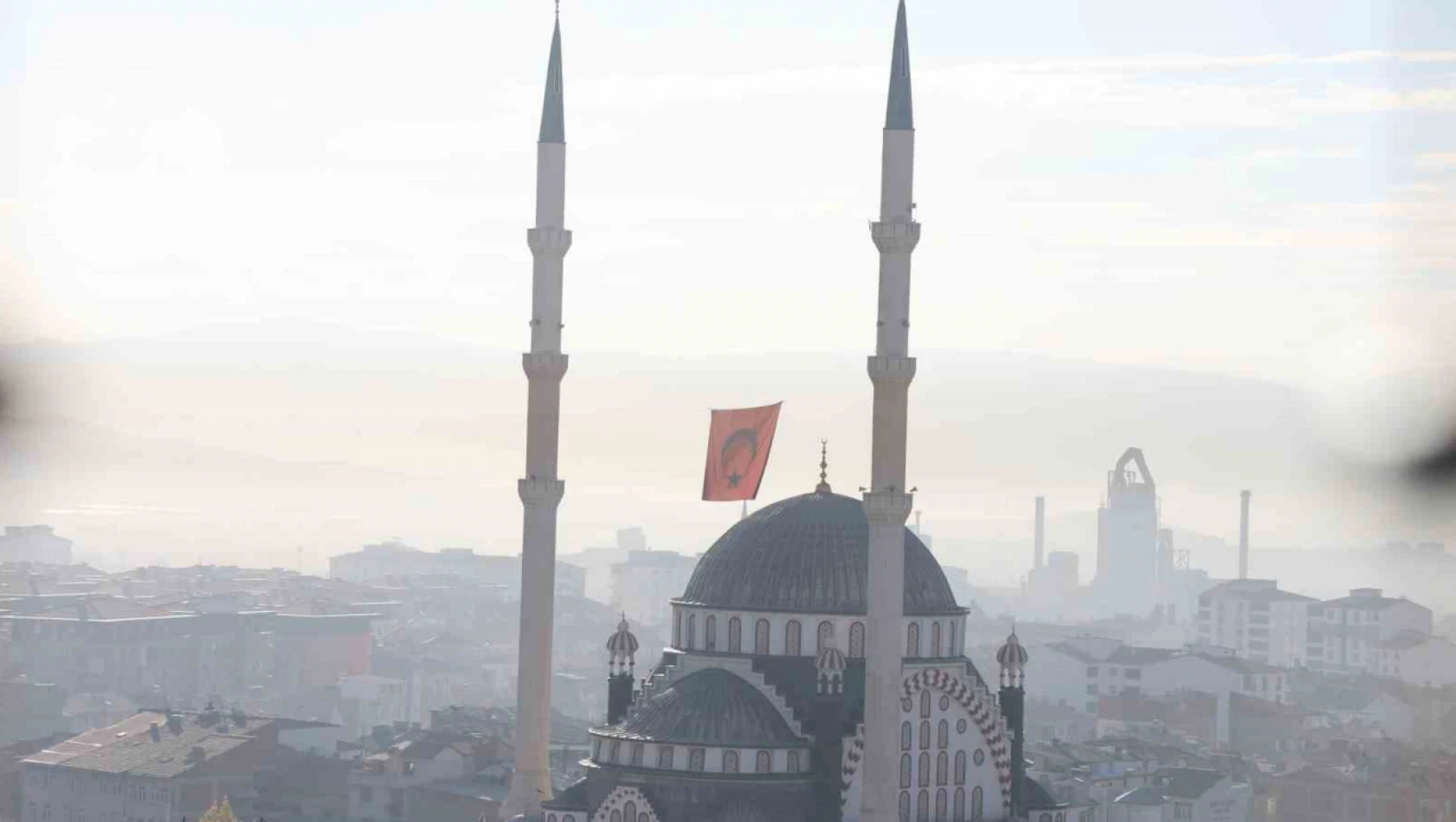 Elazığ'da sisli sabah