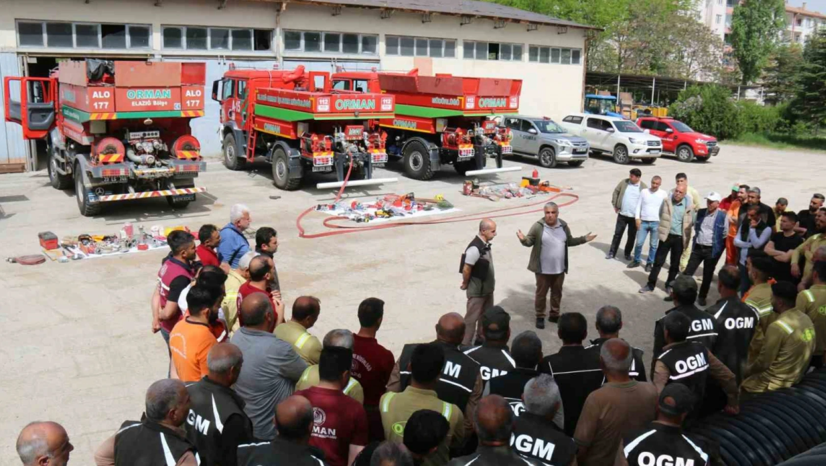 Elazığ'da yangın ile mücadele eğitimleri sürüyor