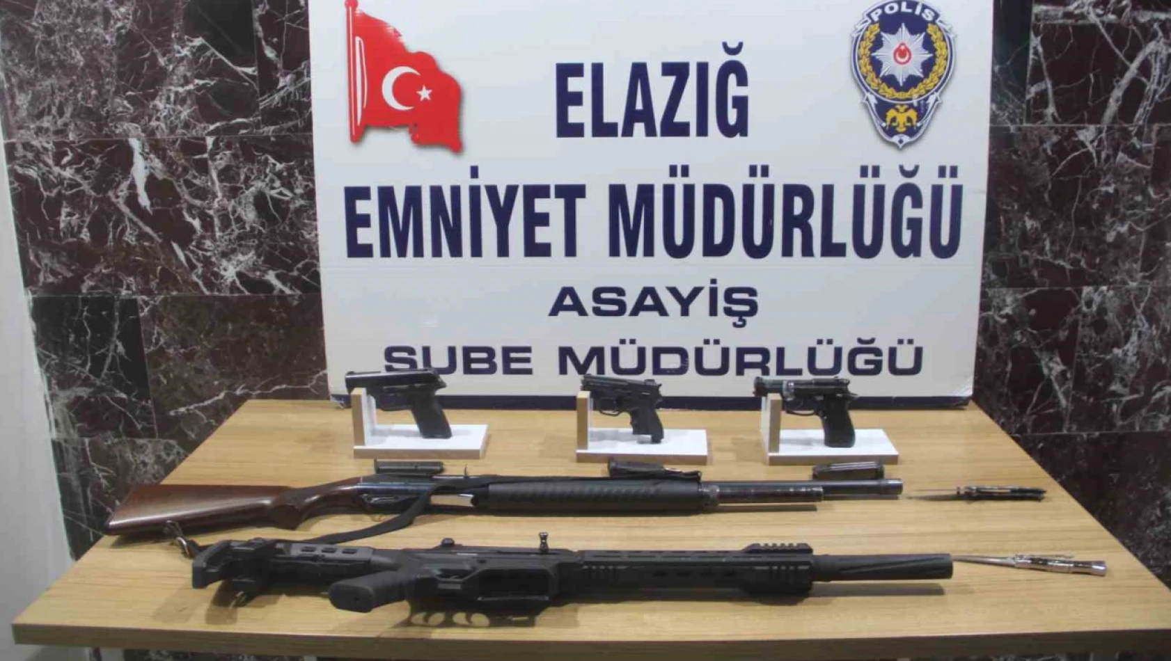 Elazığ'daki asayiş uygulamasında 3 bin 661 şahıs sorgulandı