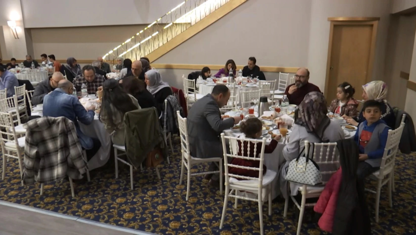 Elazığ diş hekimleri odası iftar programı düzenledi