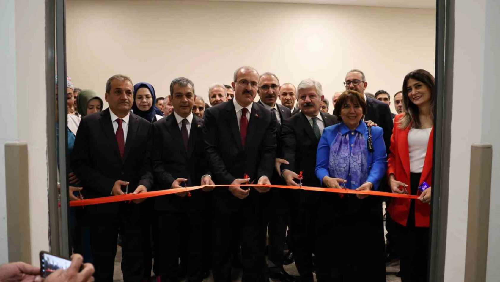 Fethi Sekin Şehir Hastanesi'nde 79 aşının 19'u gebelik ile sonuçlandı