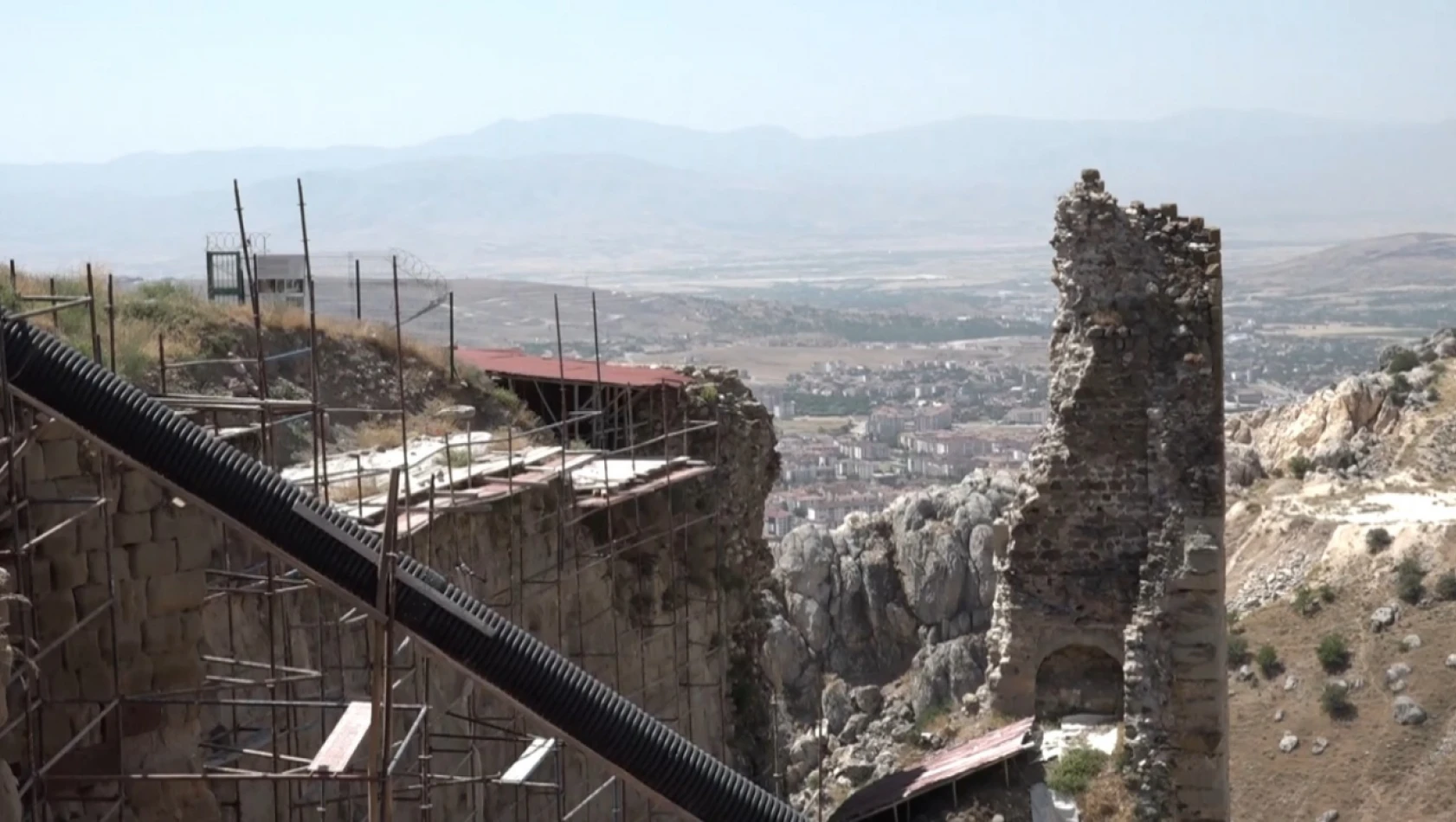 Harput Kalesi'nde 2023 yılı kazı sezonu başladı