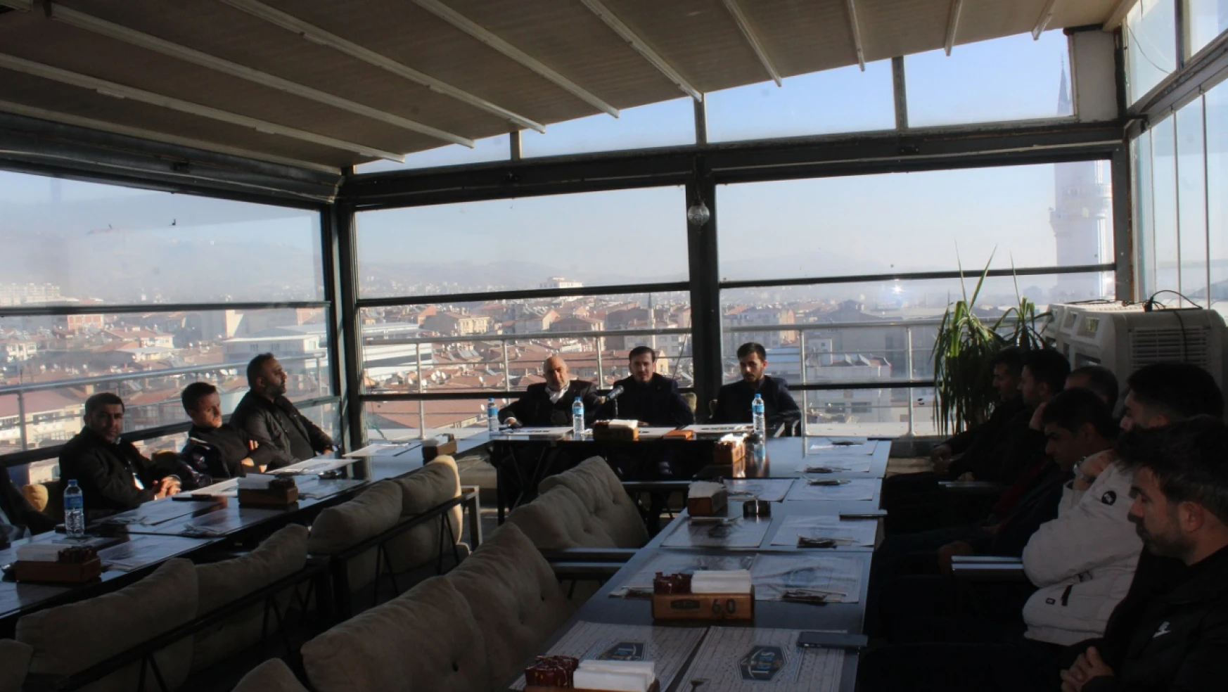 Başkan Kavaklı Elazığ amatör futbol takımı başkanları ile kahvaltıda buluştu