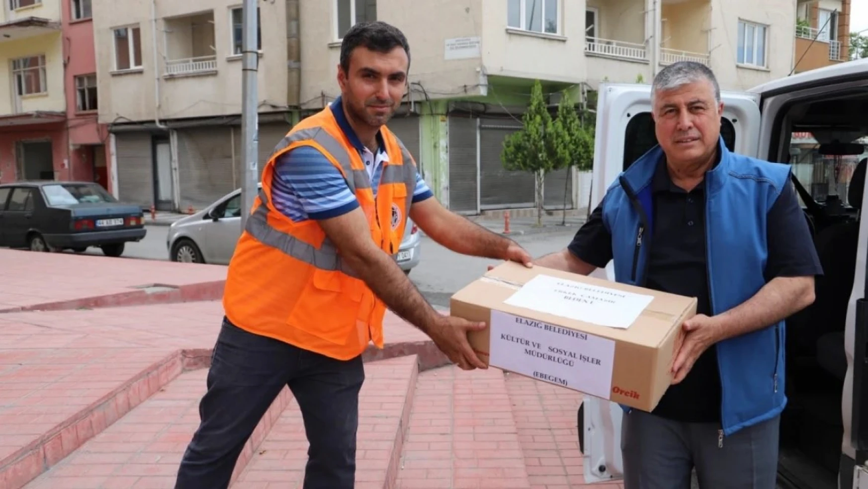 Elazığ Belediyesi bayram öncesi depremzedeleri unutmadı