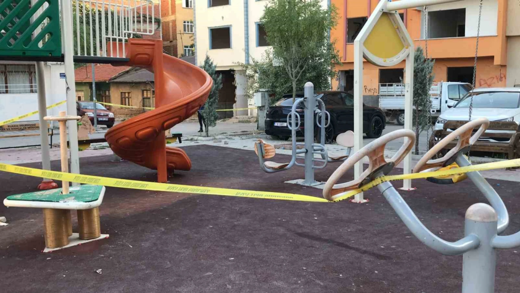 Elazığ'da çocuk oyun parkında silahlı çatışma: 2 gözaltı