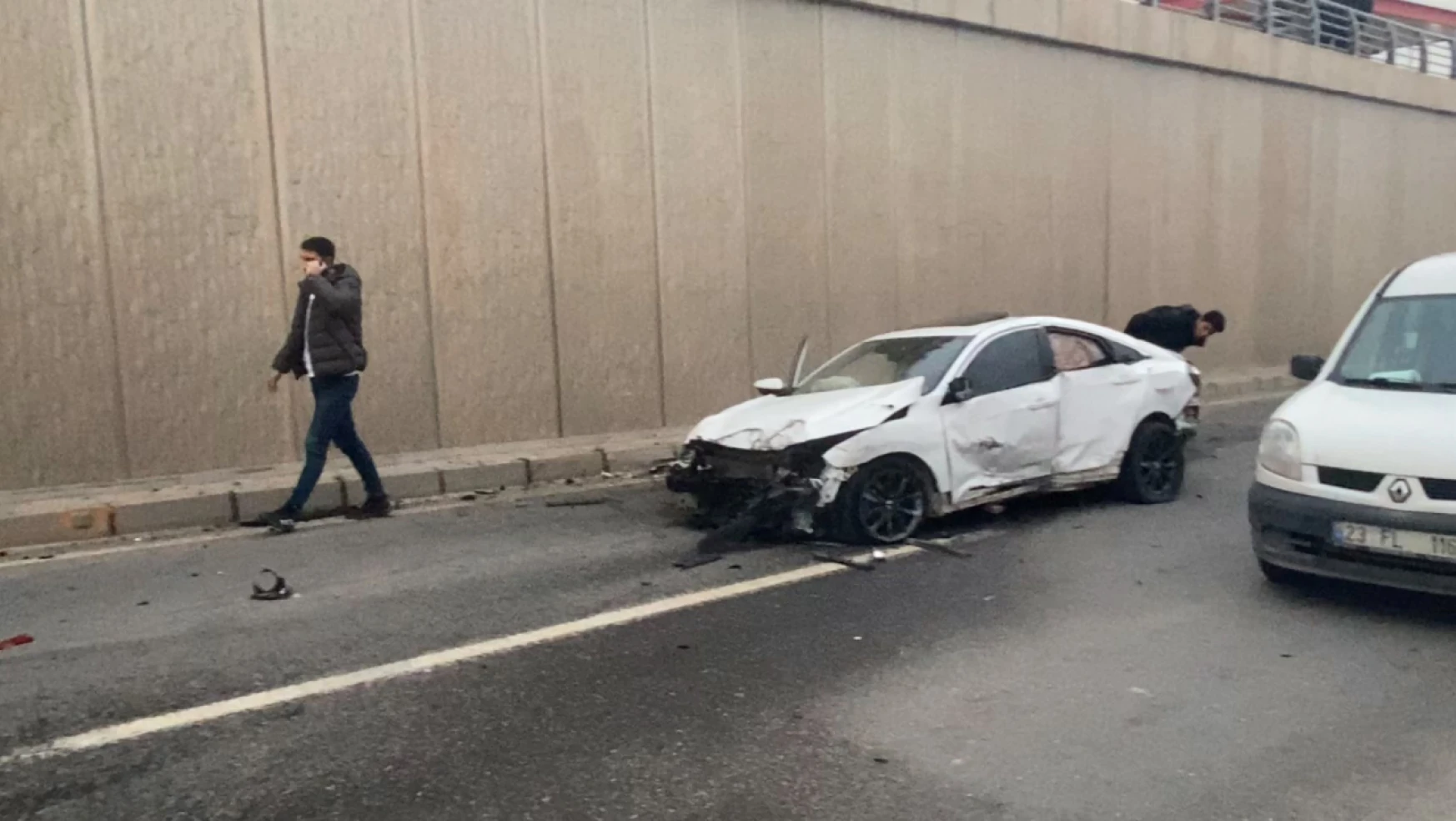 Elazığ'da feci kaza: 2 yaralı