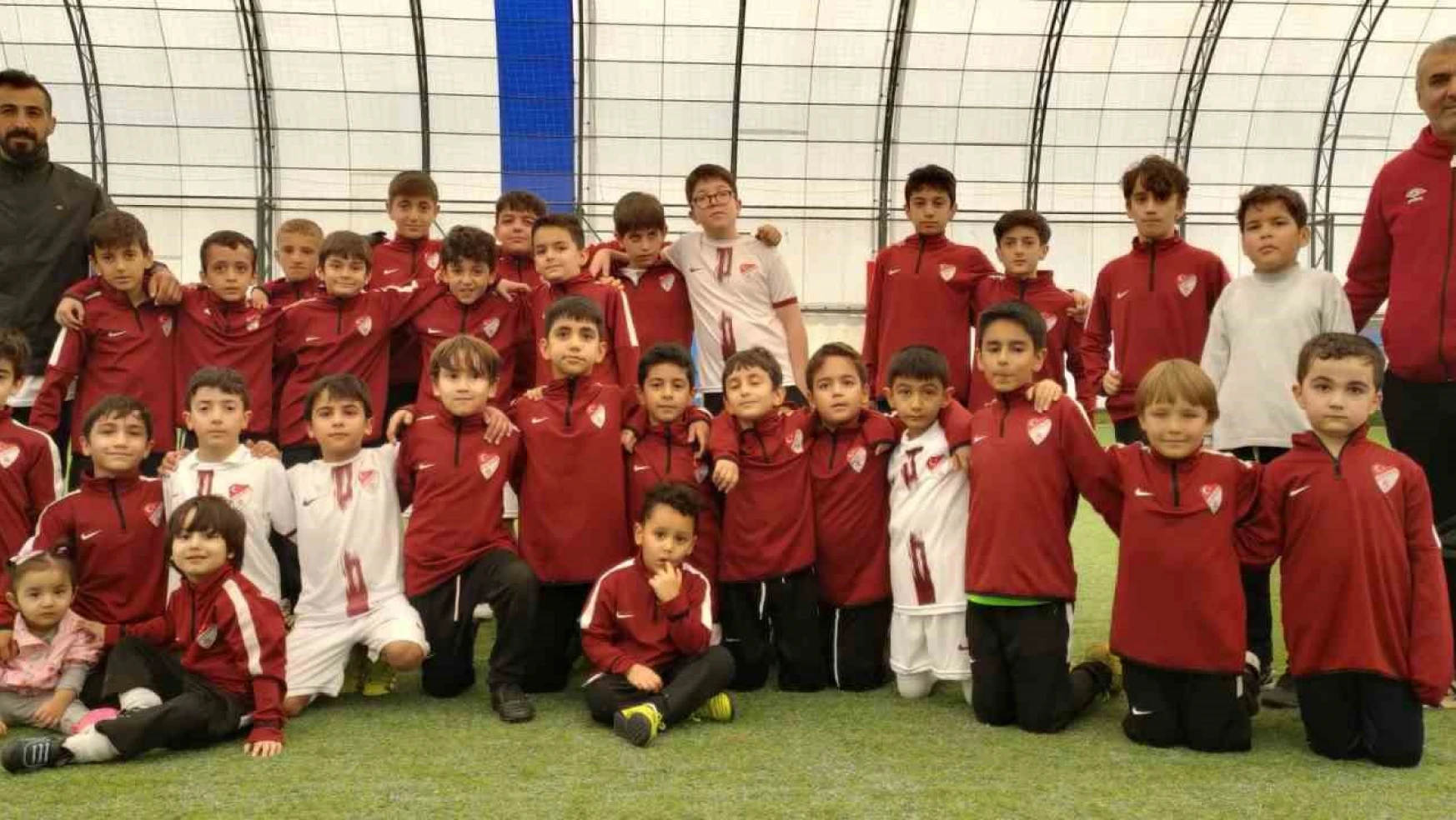 Elazığspor Futbol Okulu, yeni yetenekler yetiştiriyor