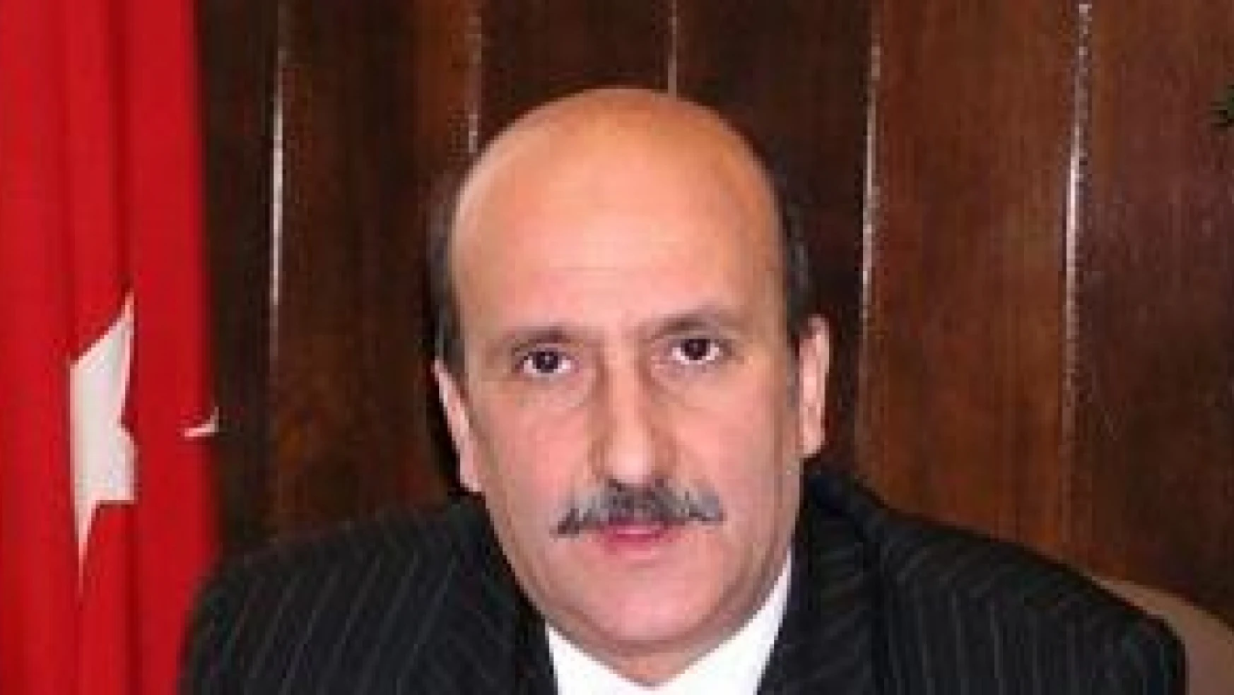 Eski Elazığ belediye başkanı Süleyman Selmanoğlu,aday adaylığı resmi müracaatını yaptı