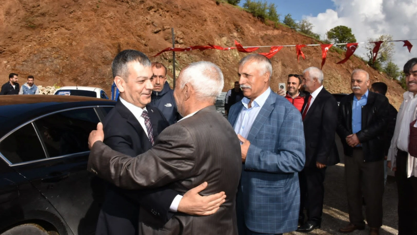 Prof. Dr. Erol Keleş: 'Türkiye'nin bekası için Cumhurbaşkanımızın ve AK Parti'nin arkasında durmalıyız'