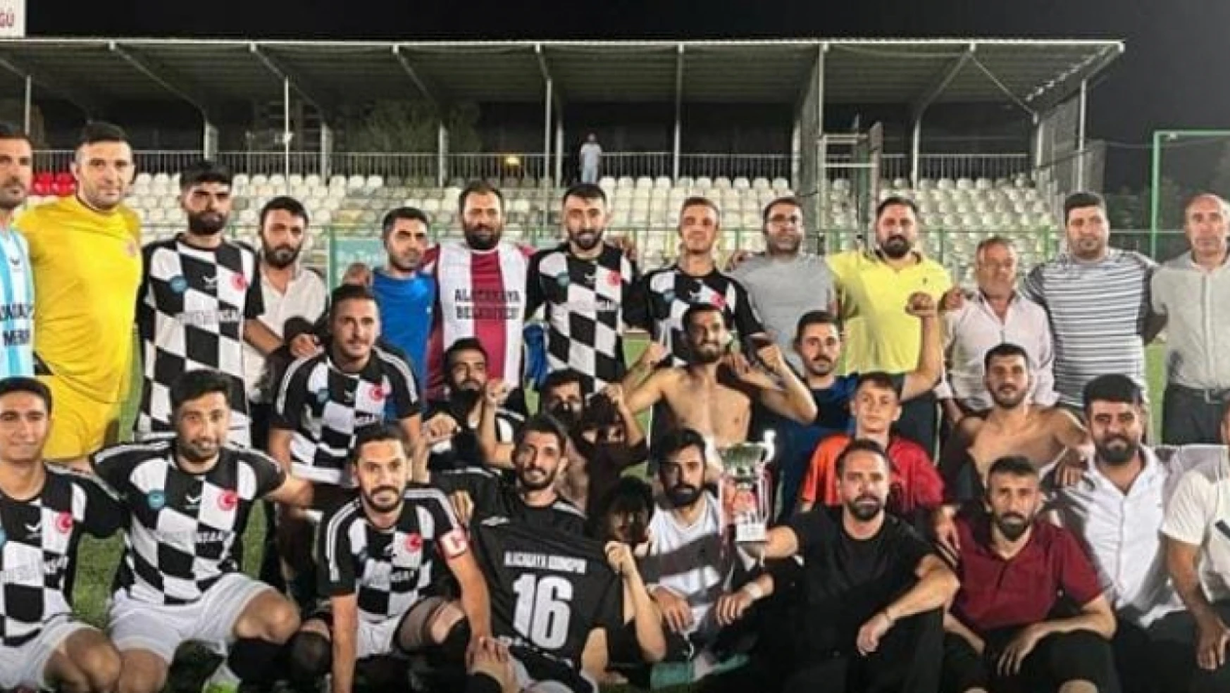 Son şampiyon Alacakaya krom spor