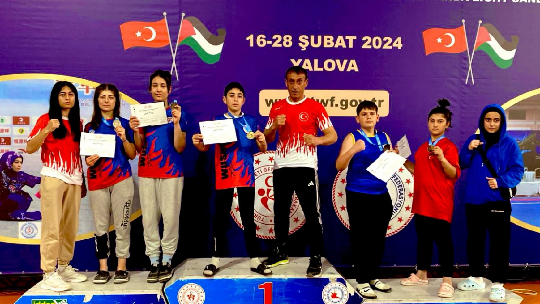 Wushu Kung Fu Türkiye Şampiyonası'nda Elazığ rüzgarı