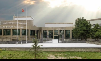 Nurettin Ardıçoğlu Kültür Merkezinde,  kültür ve sanat programları devam ediyor