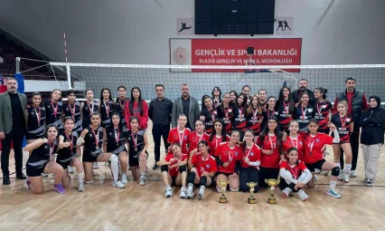 Yıldız Kız Yerel Lig'de şampiyon Elazığ Voleybol Akademi oldu