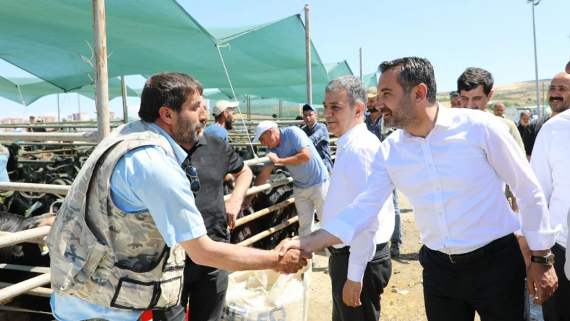 Başkan Şerifoğulları: 'Bayram süresince hemşehrilerimizin hizmetinde olacağız'